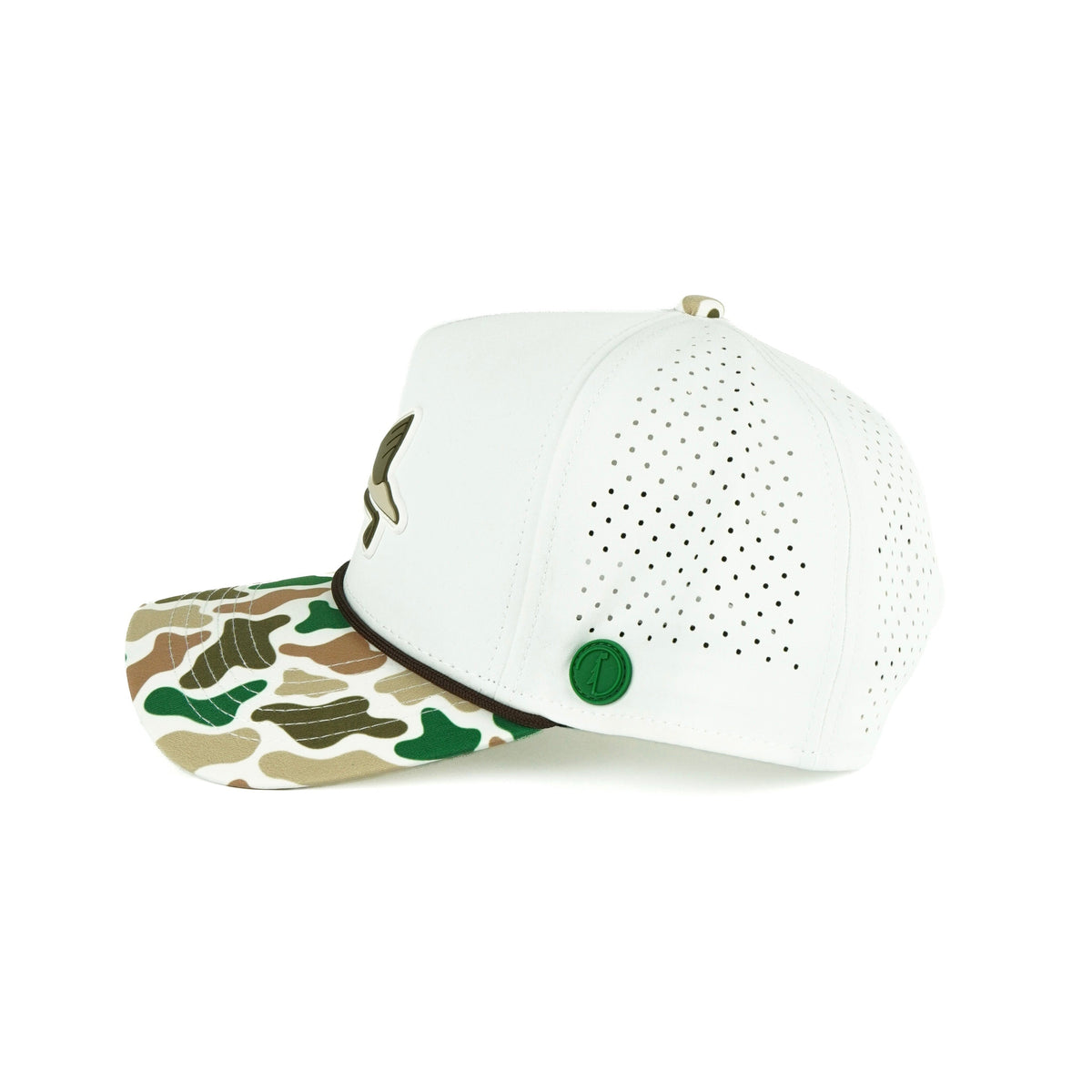 Duck rope hat in white with camo bill, 5-panel, side view | White/Camo / 5 Panel