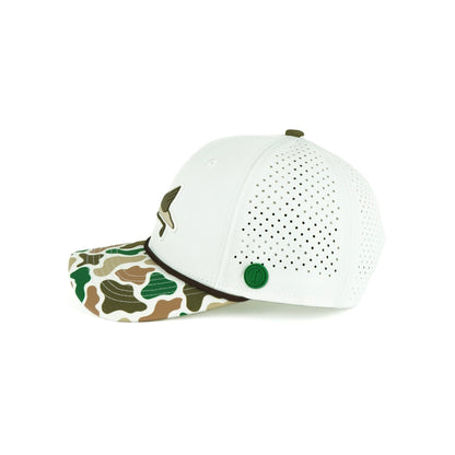 Duck rope hat in white with camo bill, 6-panel, side view | White/Camo / 6 Panel