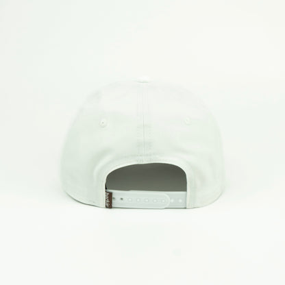 Bear rope hat in white, 5-panel, back view | White / 5 Panel